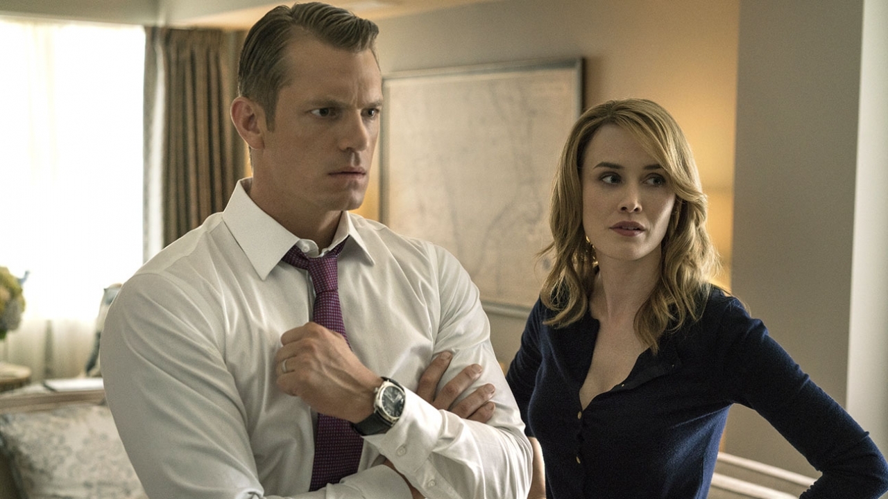Joel Kinnaman (Suicide Squad) en zijn familie worden door topmodel bedreigd