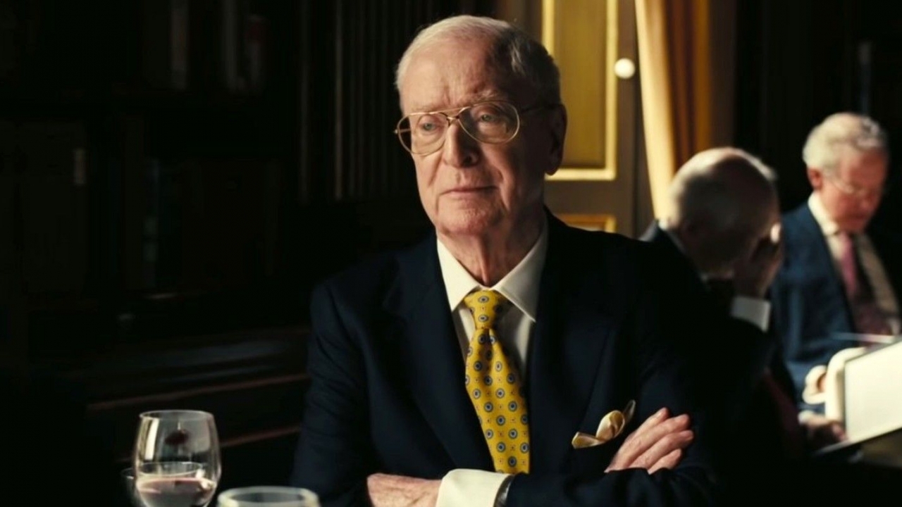 De bizarre reden waarom Michael Caine de bijnaam 'Snake Eyes' heeft