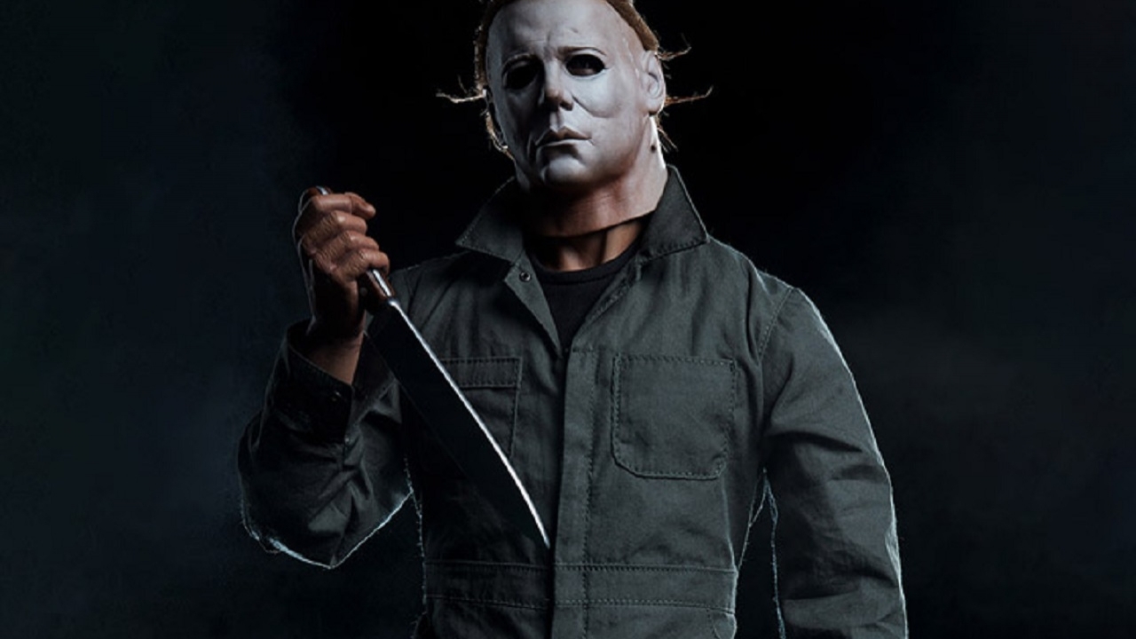 "Grappenmaker" verkleedt zich als bebloede Michael Myers, omstanders in paniek