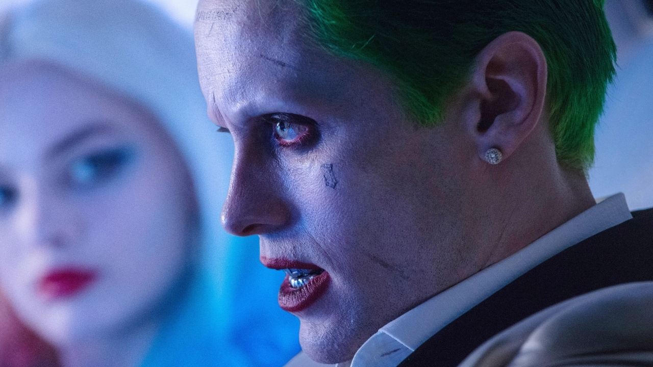 Acteur Jared Leto stond drugs te dealen bij de bioscoop