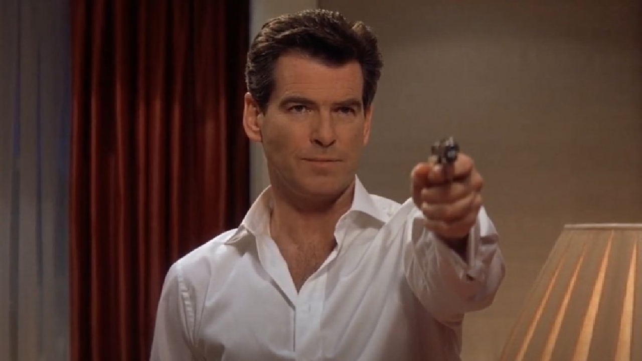 Slechtste Bond-film EN slechtste Bond-performance gaan beiden naar dezelfde titel