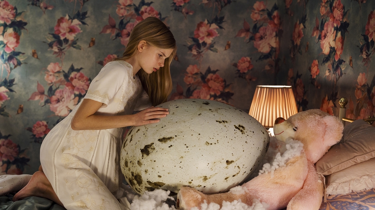 Trailer 'Hatching' te gruwelijk om niet te kijken!