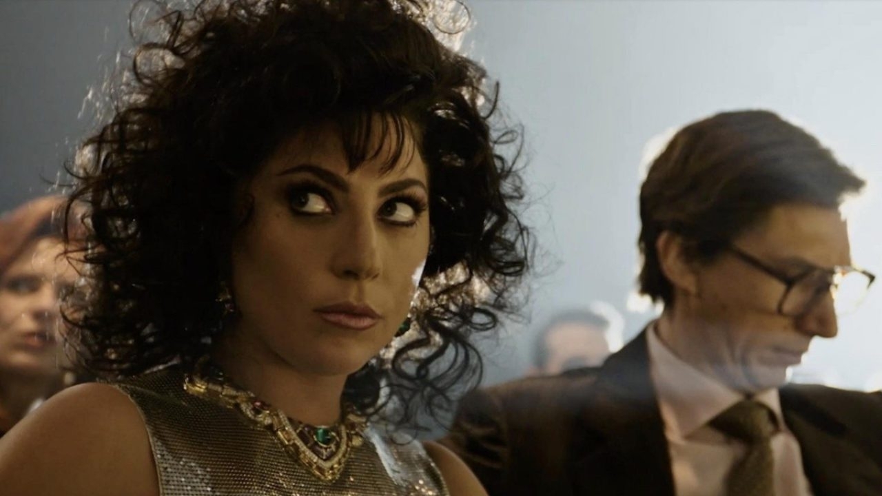 Lady Gaga en Salma Hayek over hun geknipte 'House of Gucci'-seksscènes