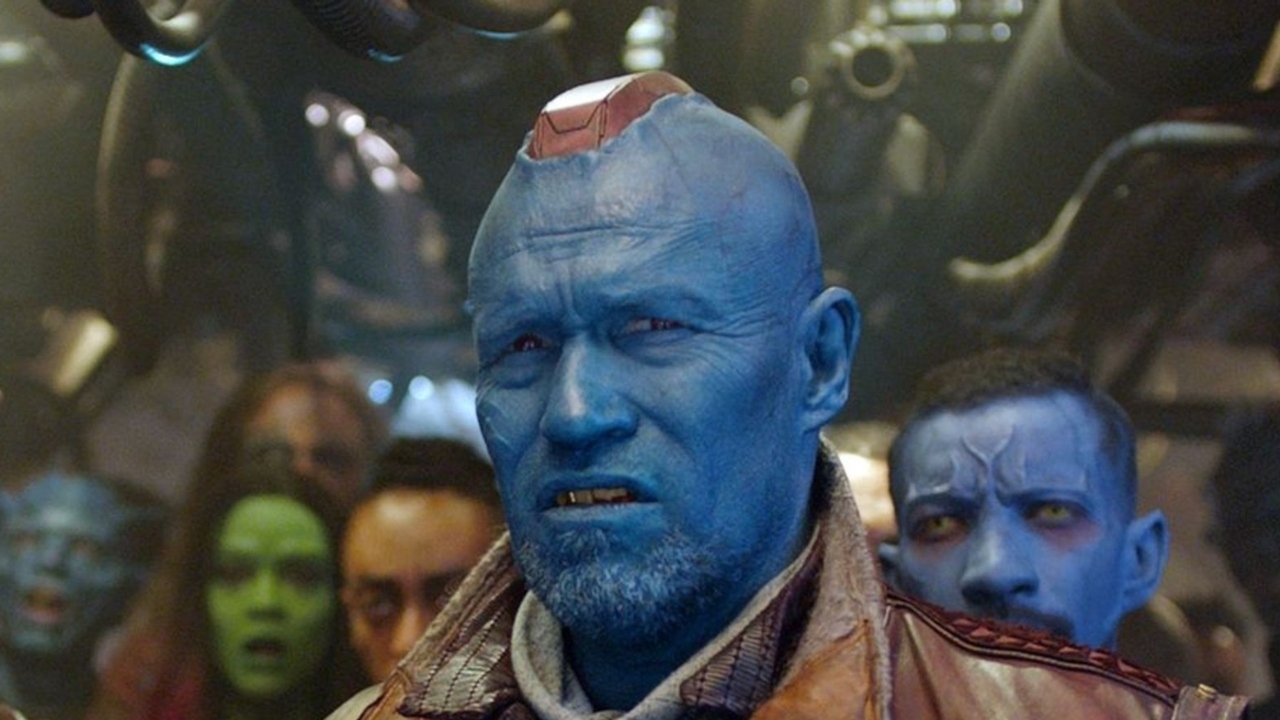 Michael Rooker legt het verschil tussen Marvel en DC-films uit