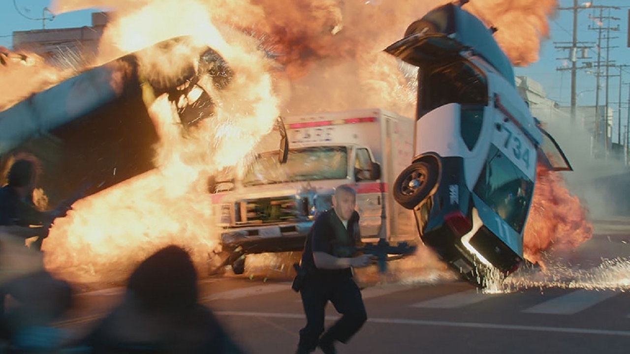 Actierijke trailer voor 'Ambulance' van Michael Bay