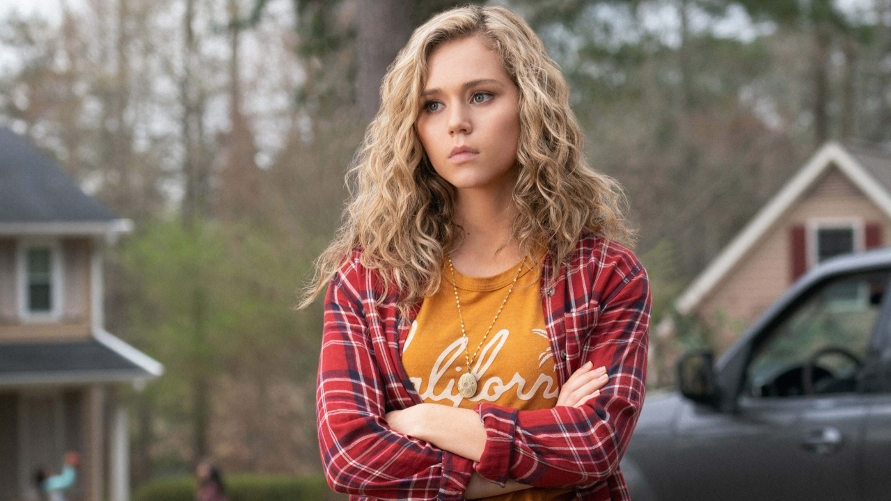 Brec Bassinger in bikini is flink opgewarmd op Insta-foto's