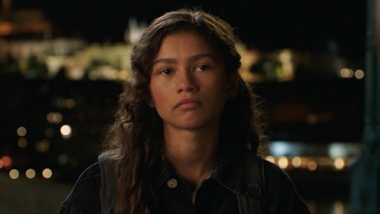 Oogverblindende Zendaya op rode loper bij première 'Spider-Man: No Way Home'