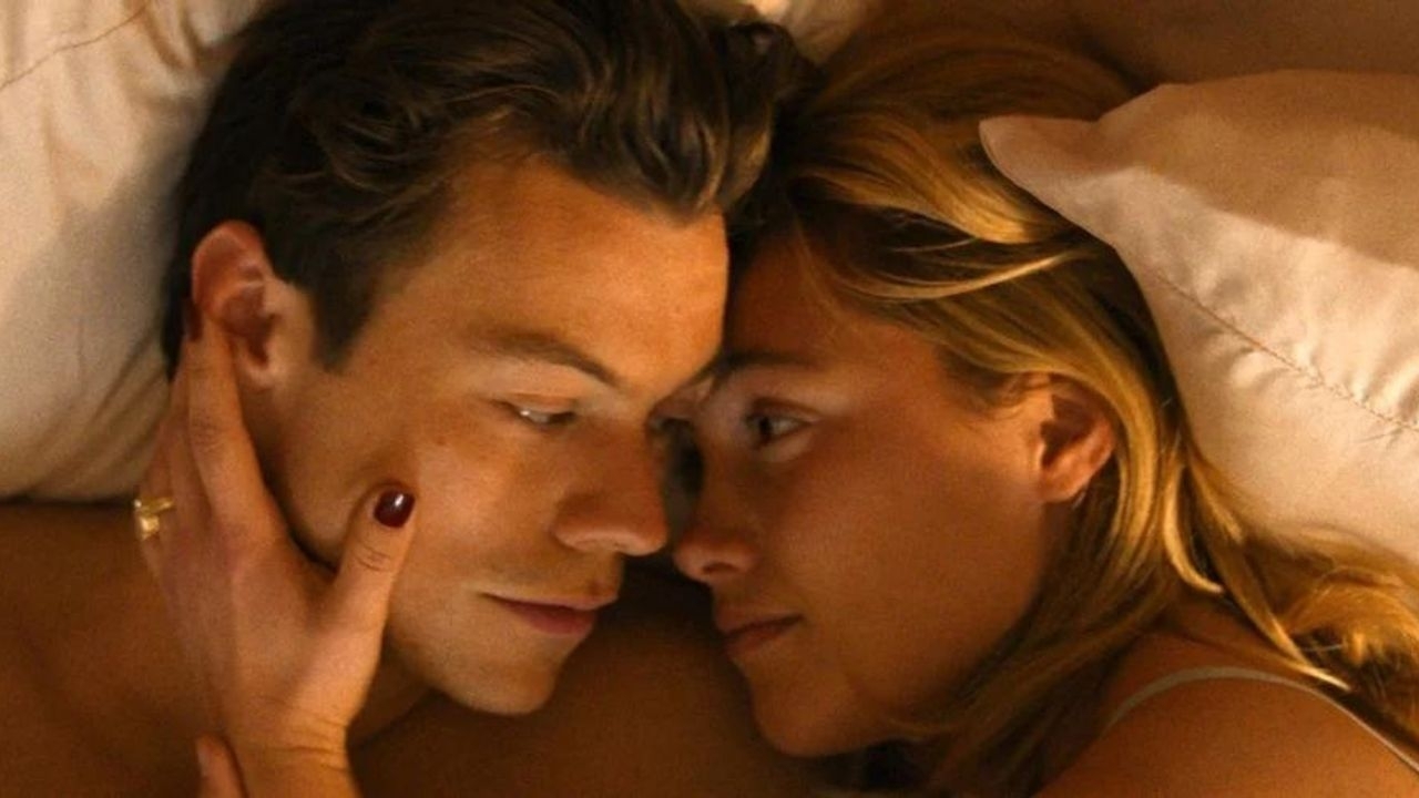 Nieuwe foto van 'Don't Worry Darling' laat Florence Pugh en Harry Styles samen in bed zien