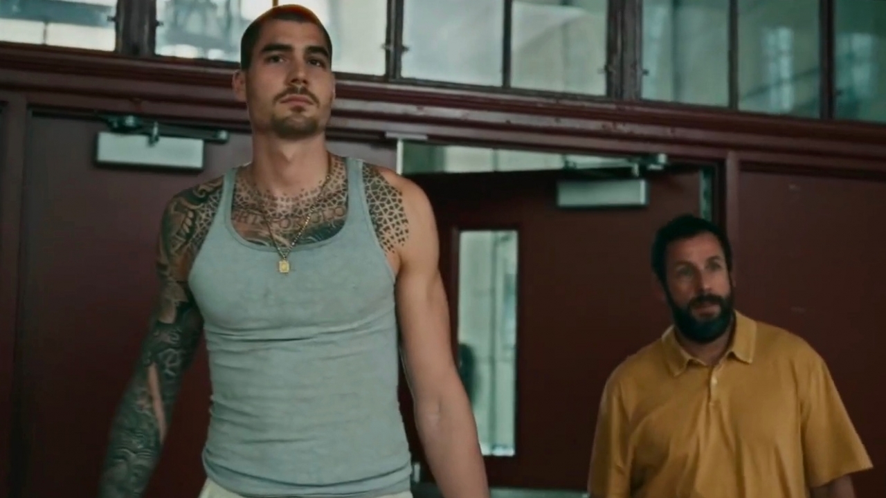 Adam Sandler in opvallende trailer voor NBA-sportkomedie 'Hustle'