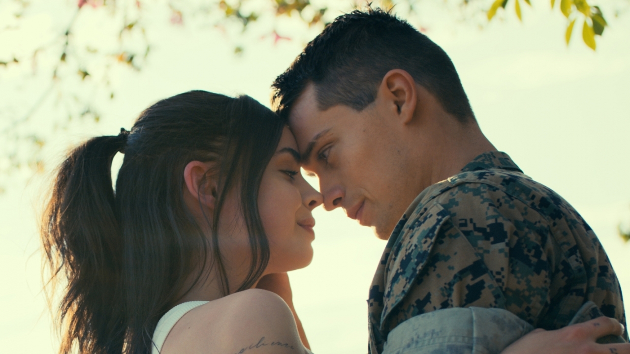 Trailer voor aangrijpende Netflix-film 'Purple Hearts'