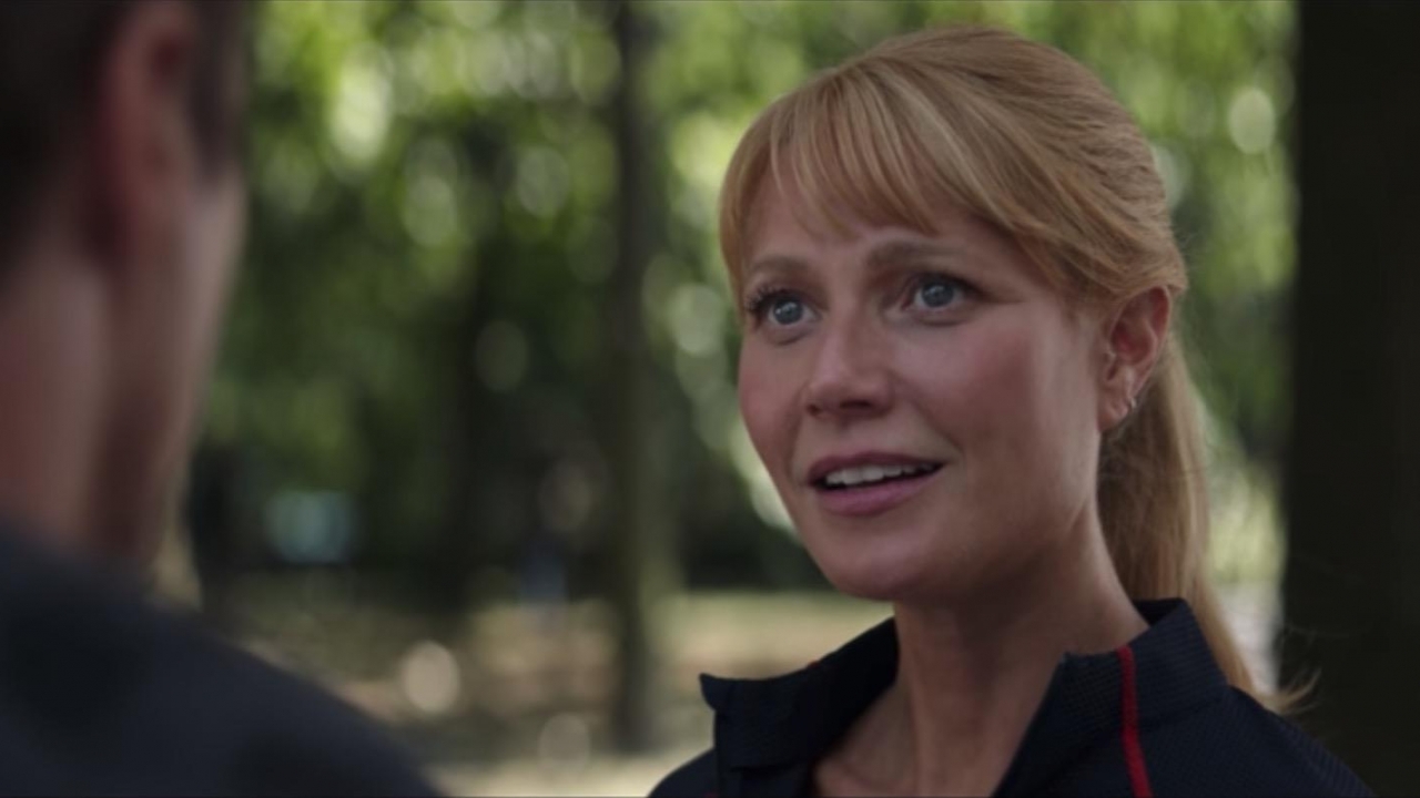 Gwyneth Paltrow legt uit waarom ze met vaginakaars kwam
