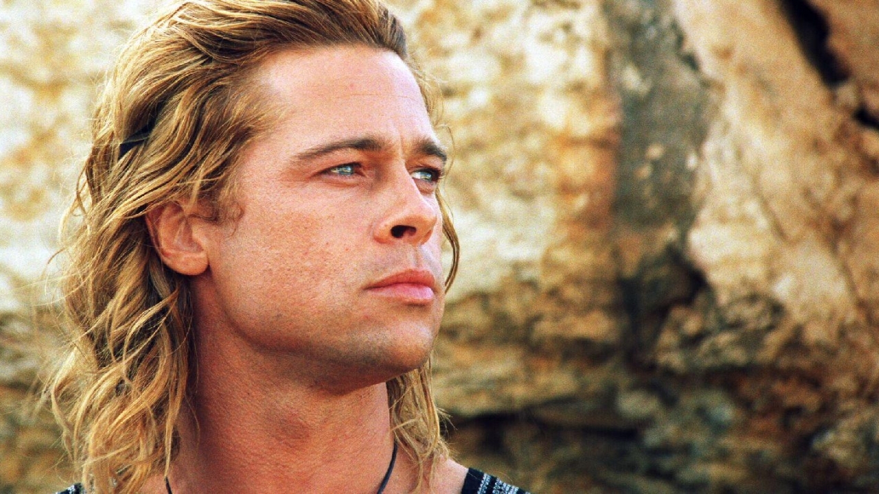 Haar van Brad Pitt was té afleidend op set 'Bullet Train' voor tegenspeler