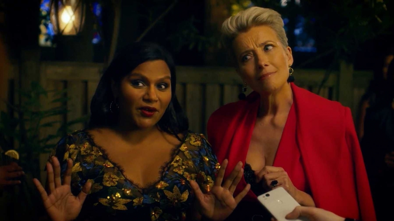 Mindy Kaling uit 'Ocean's 8' palmt iedereen in met verfrissende scripts en personages