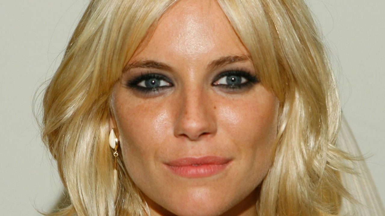 Wat een gaaf huis heeft Sienna Miller uit 'Lost City of Z'!