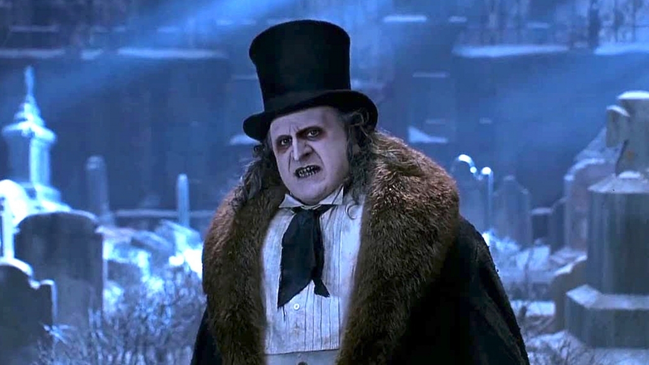 Danny DeVito vindt z'n eigen Penguin beter dan die van Colin Farrell