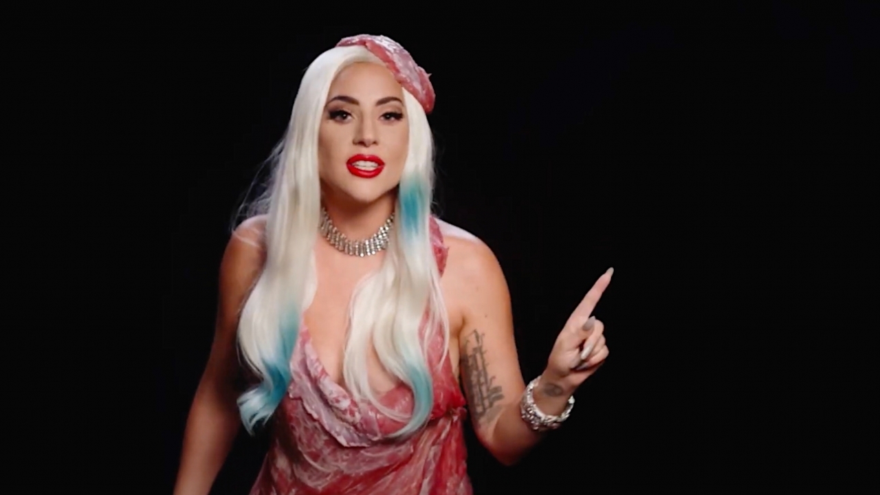 Lady Gaga deelt een zeer heftige look op Instagram