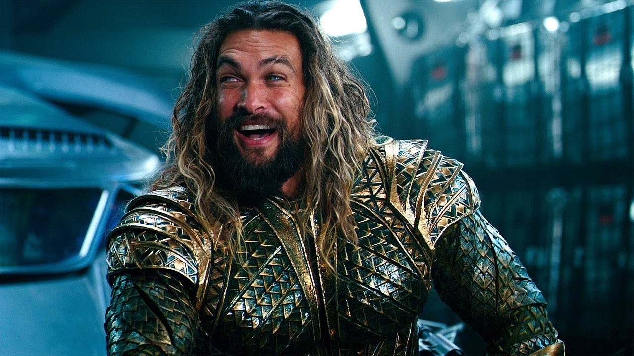 Waarom Jason Momoa expres een nieuwe onderbroek showt op Insta-foto