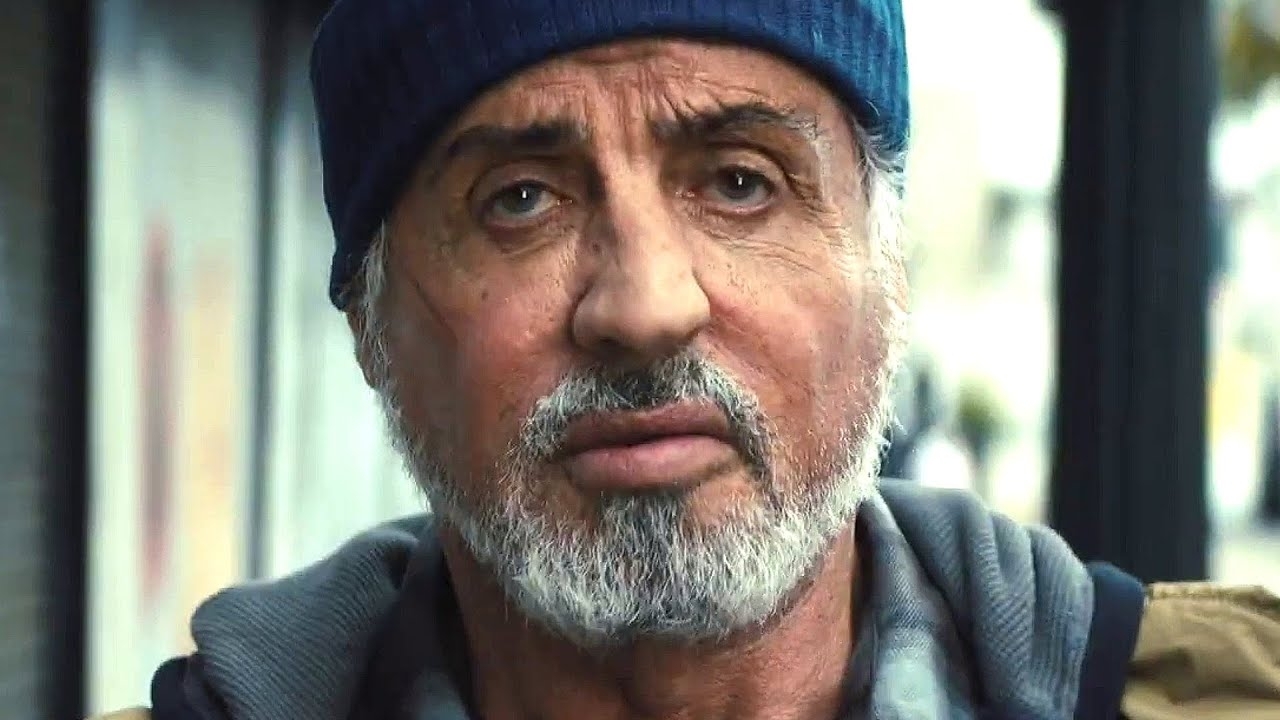 Sylvester Stallone is erg intiem met topmodel