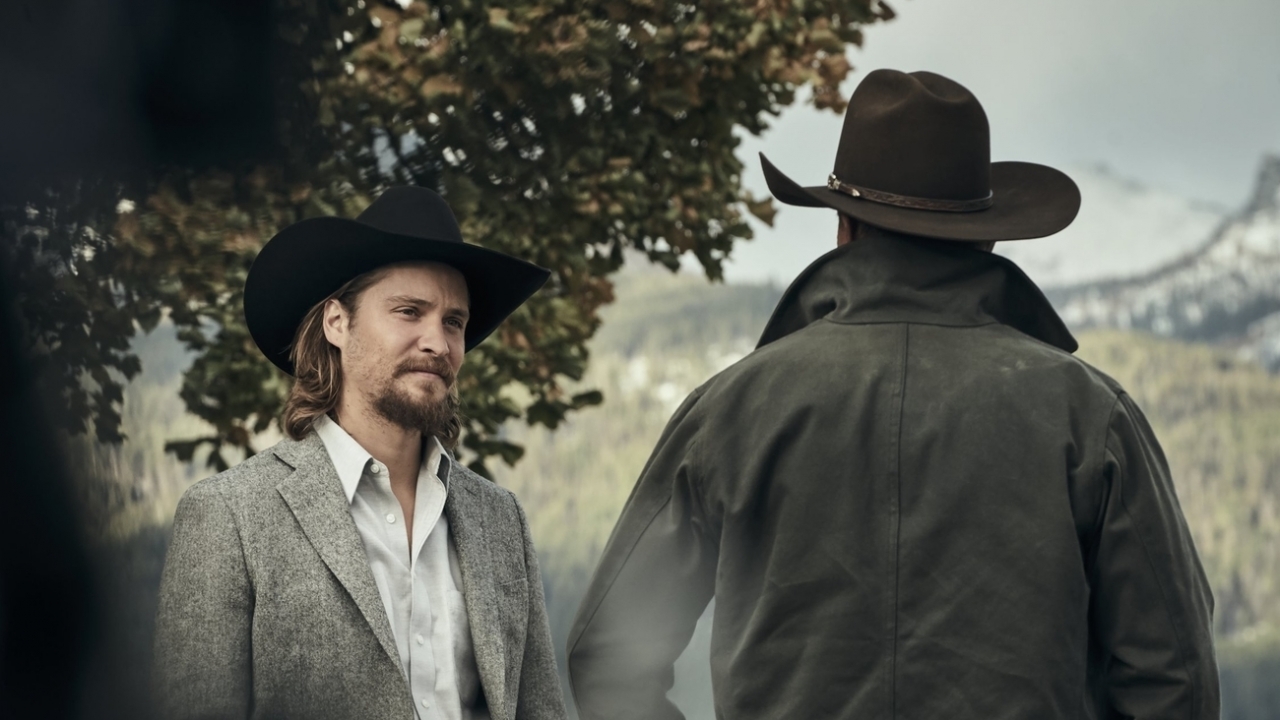 'Yellowstone'-ster Luke Grimes zag het Kevin Costner-effect op zijn moeder