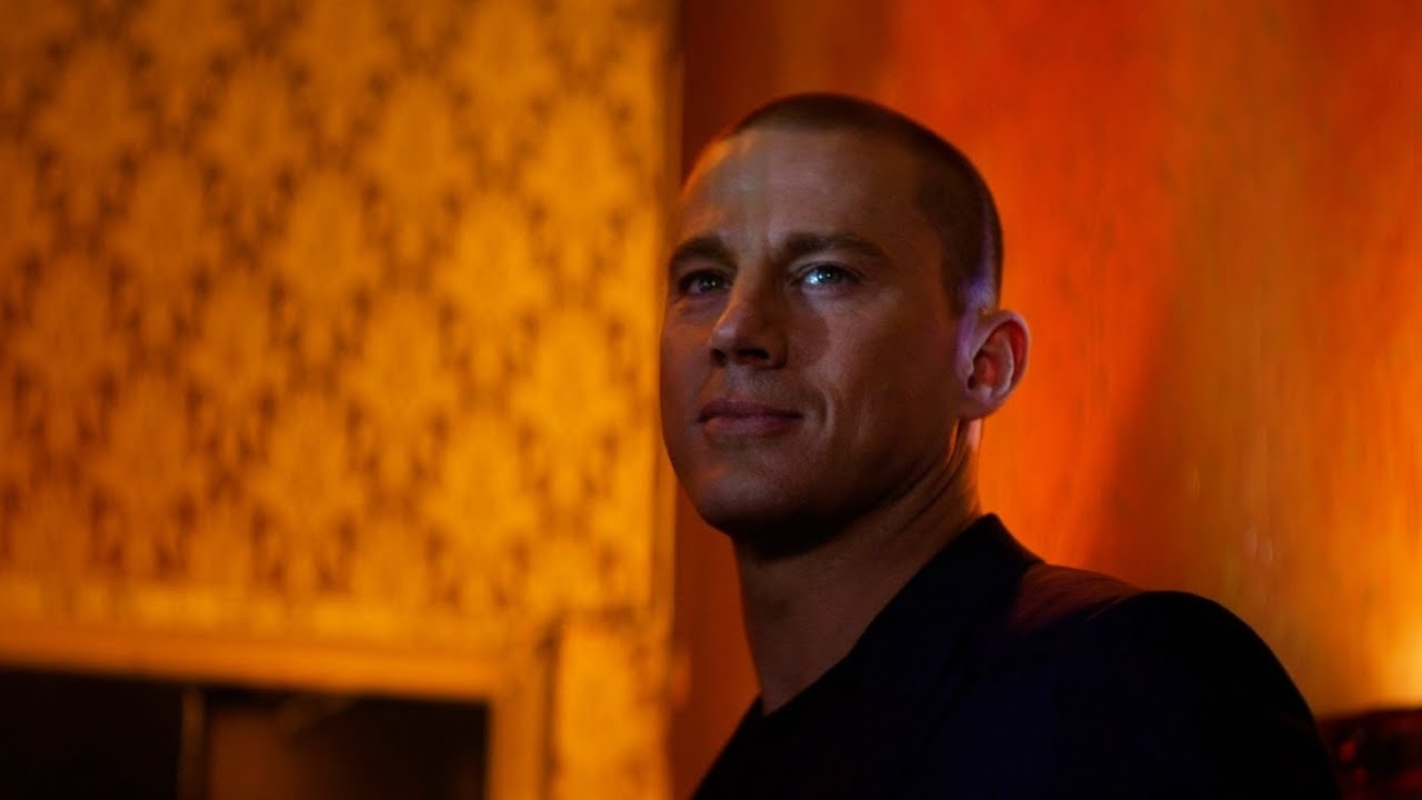 Salma Hayek bespringt Channing Tatum in trailer derde 'Magic Mike'-film