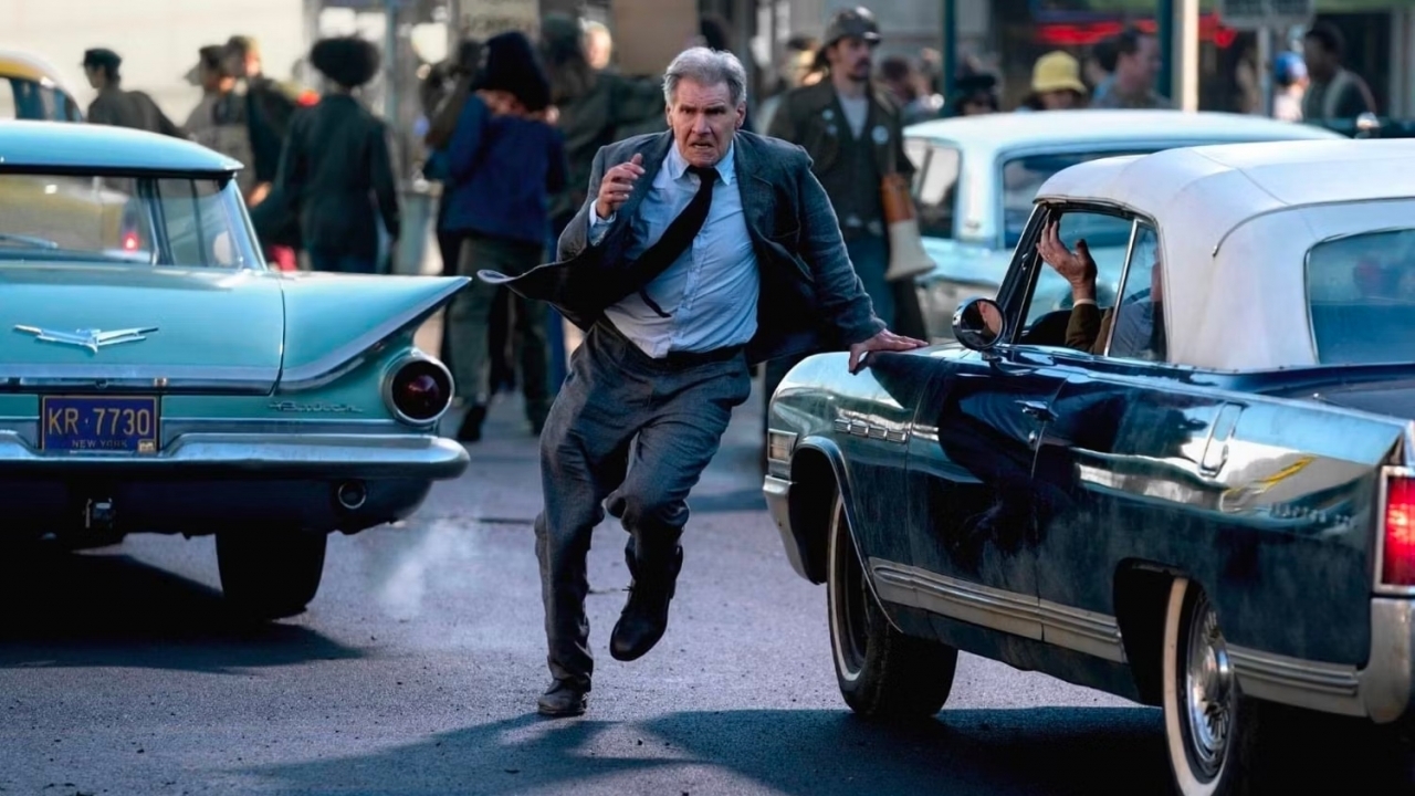 Foto's van de verjongde (?) Indiana Jones van Harrison Ford in 'Indiana Jones 5'