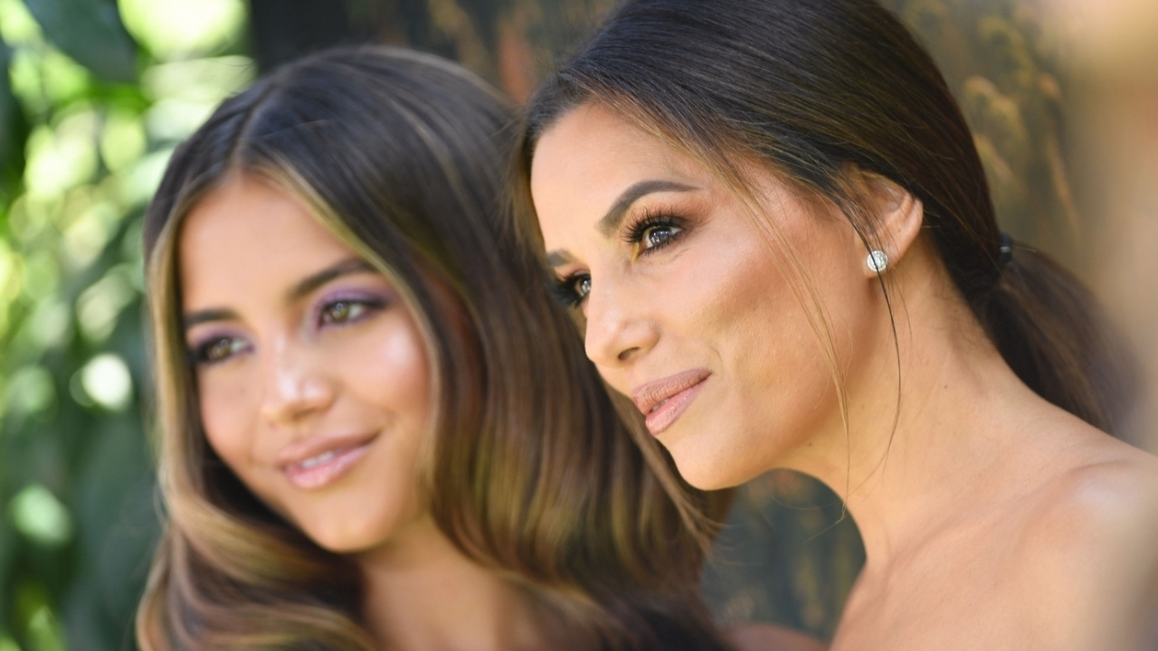 Net als in 'Desperate Housewives' pimpelt Eva Longoria met beroemde vriendin