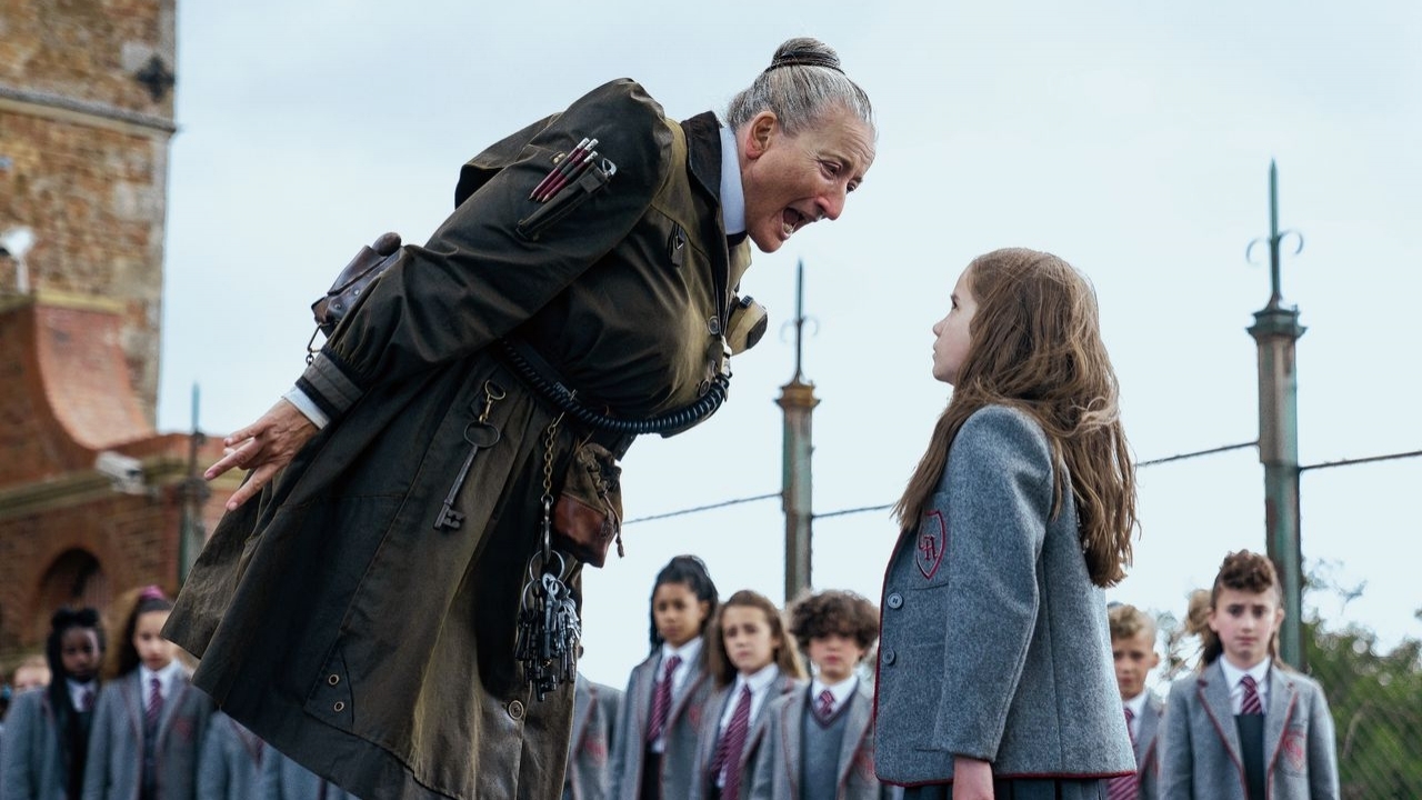 Actrice uit 'Matilda' deed het in haar broek voor enge Emma Thompson