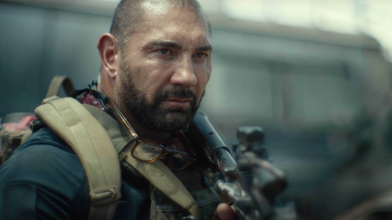 Dave Bautista geeft "de acteerprestatie van het jaar" in mysterieuze 'Knock at the Cabin'