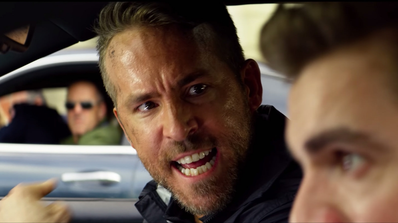 Michael Bay in Italië vervolgd voor doden duif tijdens '6 Underground'-opnames