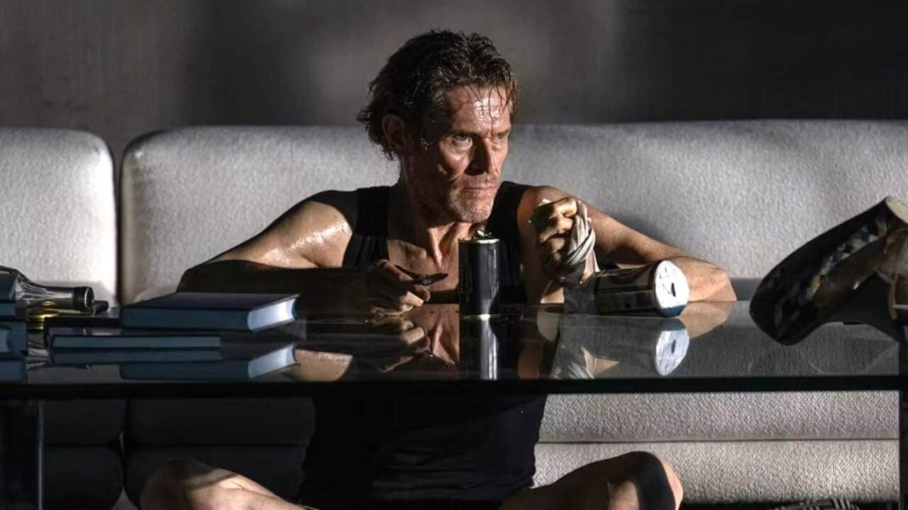 Pakkende poster voor 'Inside' met topacteur Willem Dafoe