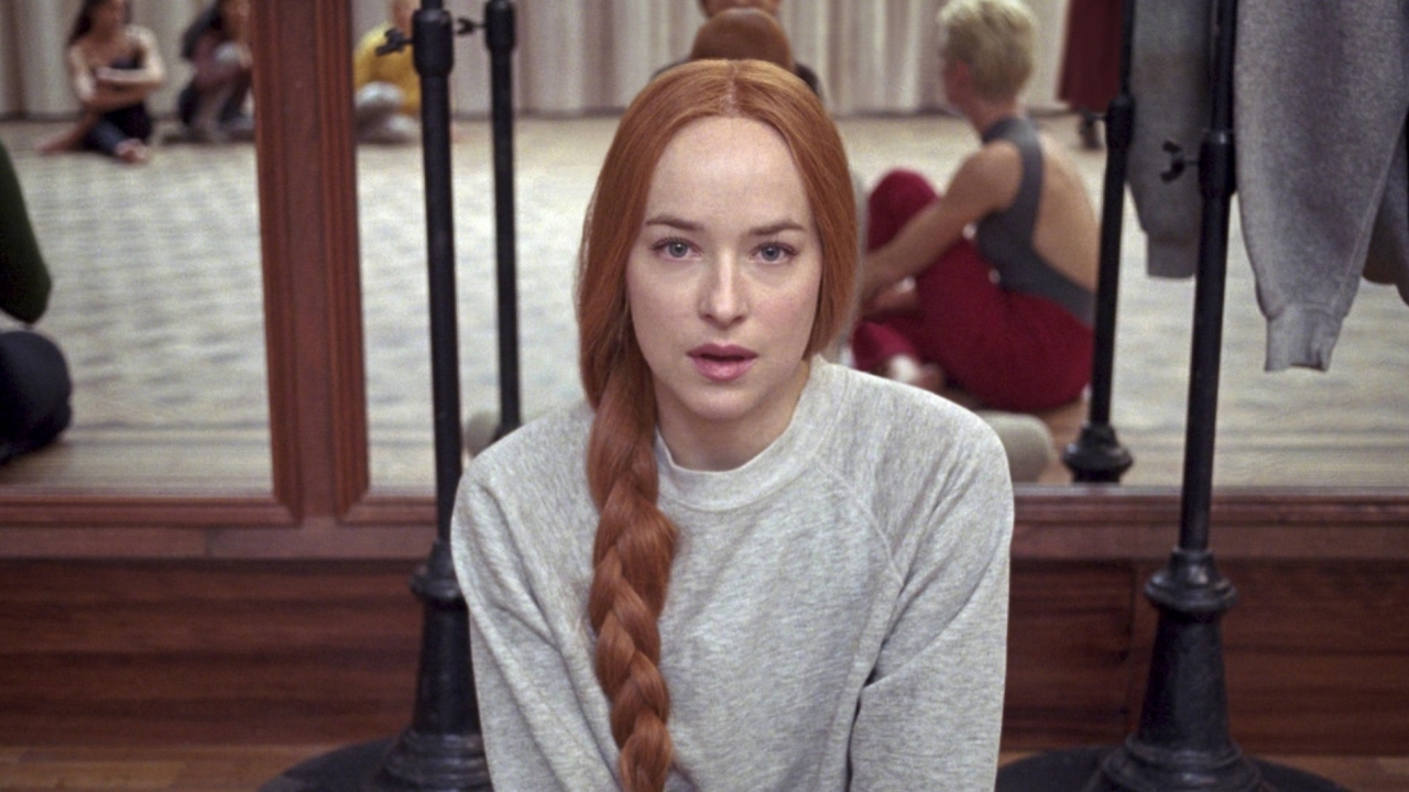 Dakota Johnson maakt opmerkelijke grap over de in ongenade gevallen Armie Hammer