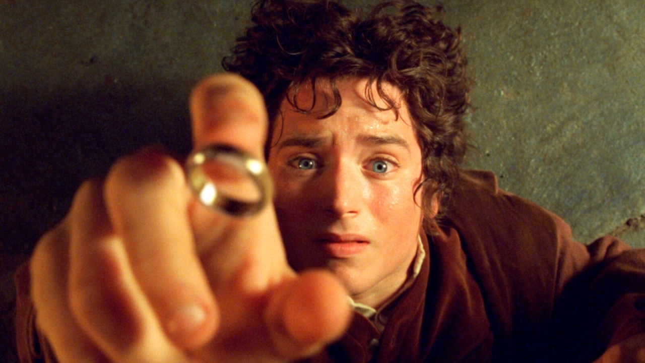 Elijah Wood haalt hard uit naar de grootste bioscoopketen ter wereld