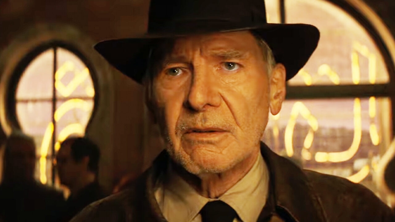 Harrison Ford springt uit vliegtuig in nieuwe trailer 'Indiana Jones 5'