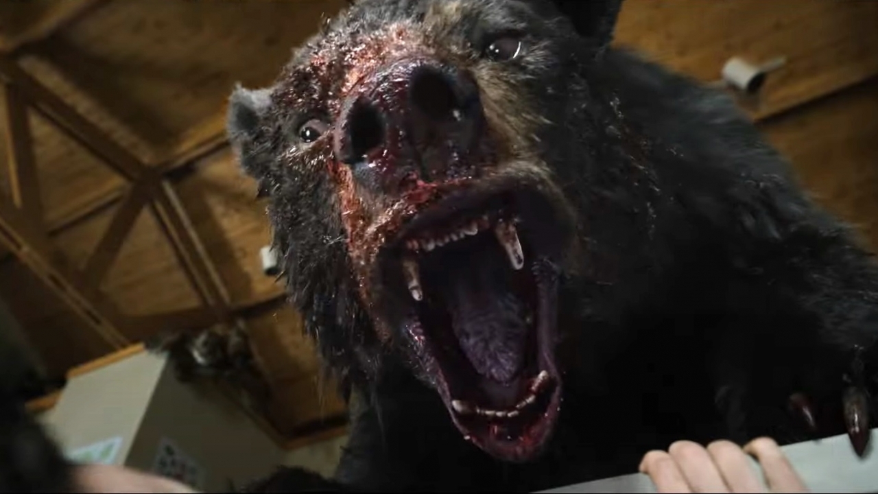 Deze verwijderde scène was te luguber voor 'Cocaine Bear'