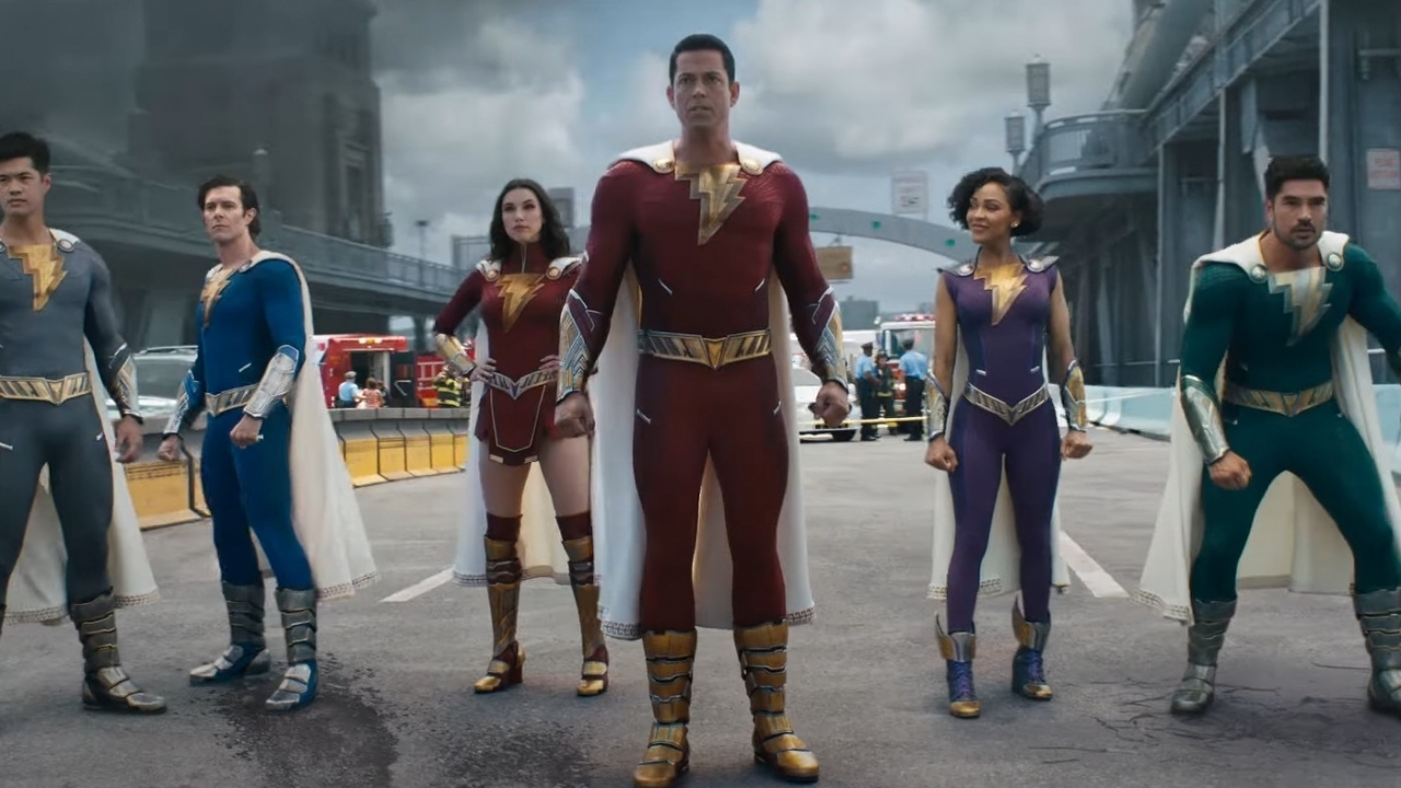 Dit bizarre voorwerp nam de regisseur mee van de 'Shazam! Fury of the Gods'-set