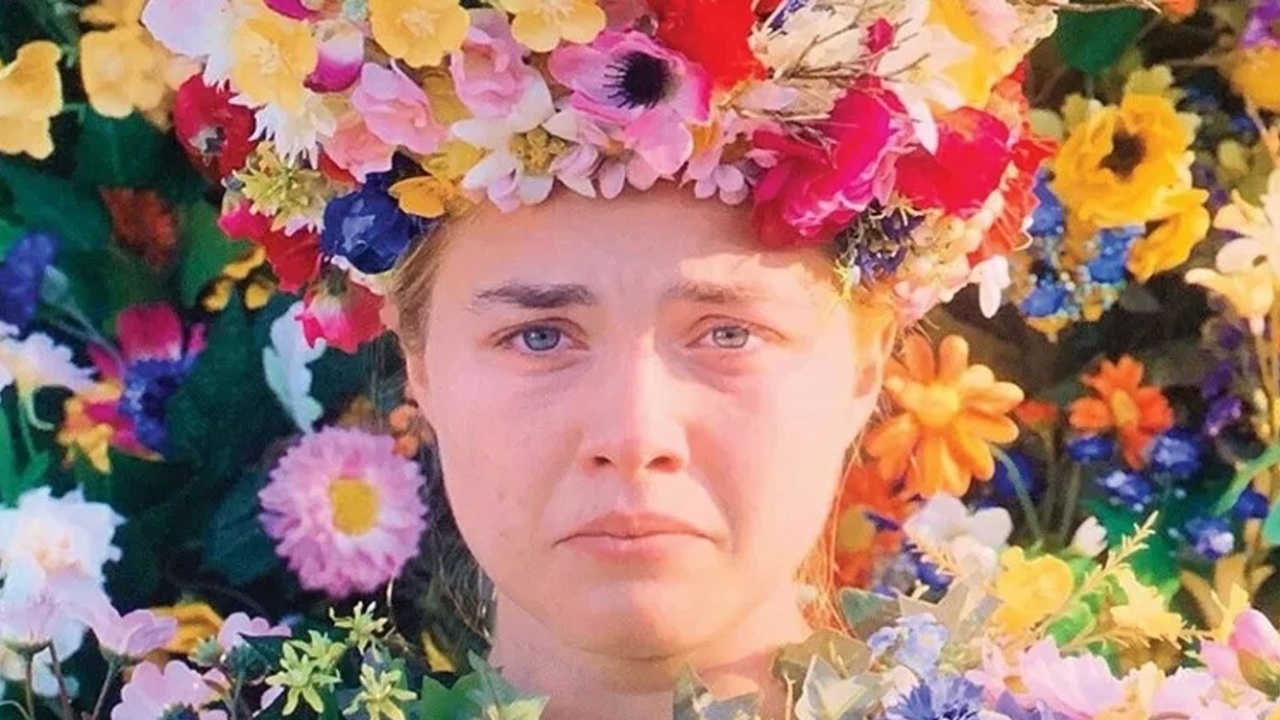 Florence Pugh in slowmotion uit het water voor nieuwste film
