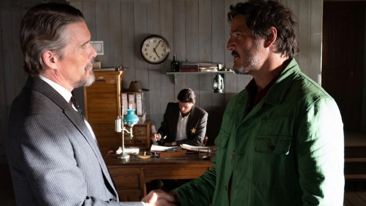 Ethan Hawke en Pedro Pascal in volledige trailer 'Strange Way of Life'