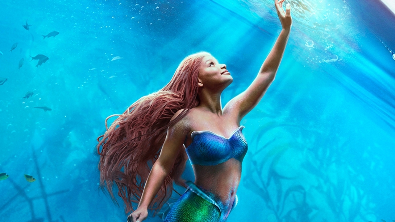 Foto van de 6 kleurige zusjes van Ariel in 'The Little Mermaid'