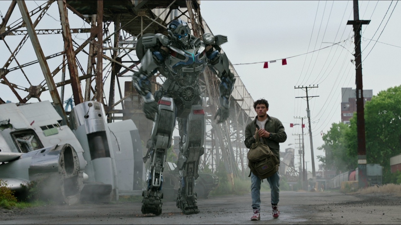 Beestachtige Transformers houden Spider-Man maar net op afstand