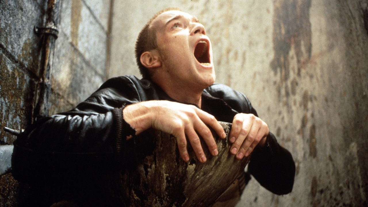 Ewan McGregor liet de toiletscène uit 'Trainspotting' zien aan zijn kinderen: "gewoon om te lachen"