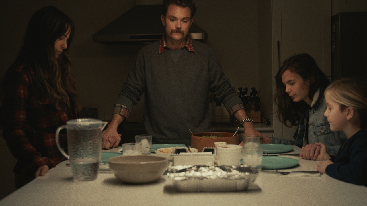 Dit retespannende Amerikaanse drama over toxische masculiniteit is vanaf nu te zien