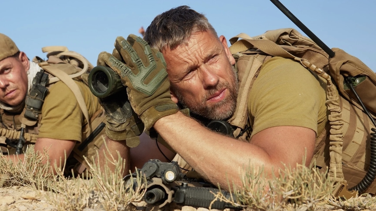 Recensie 'De Vuurlinie': "Marco Kroon als eendimensionale held in een slachtofferrol"