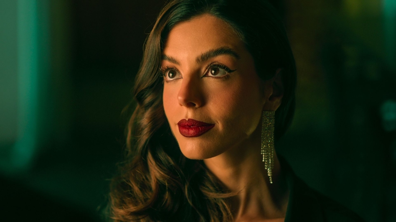 Deze sensuele en gelikte thriller is Netflix nu helemaal aan het veroveren