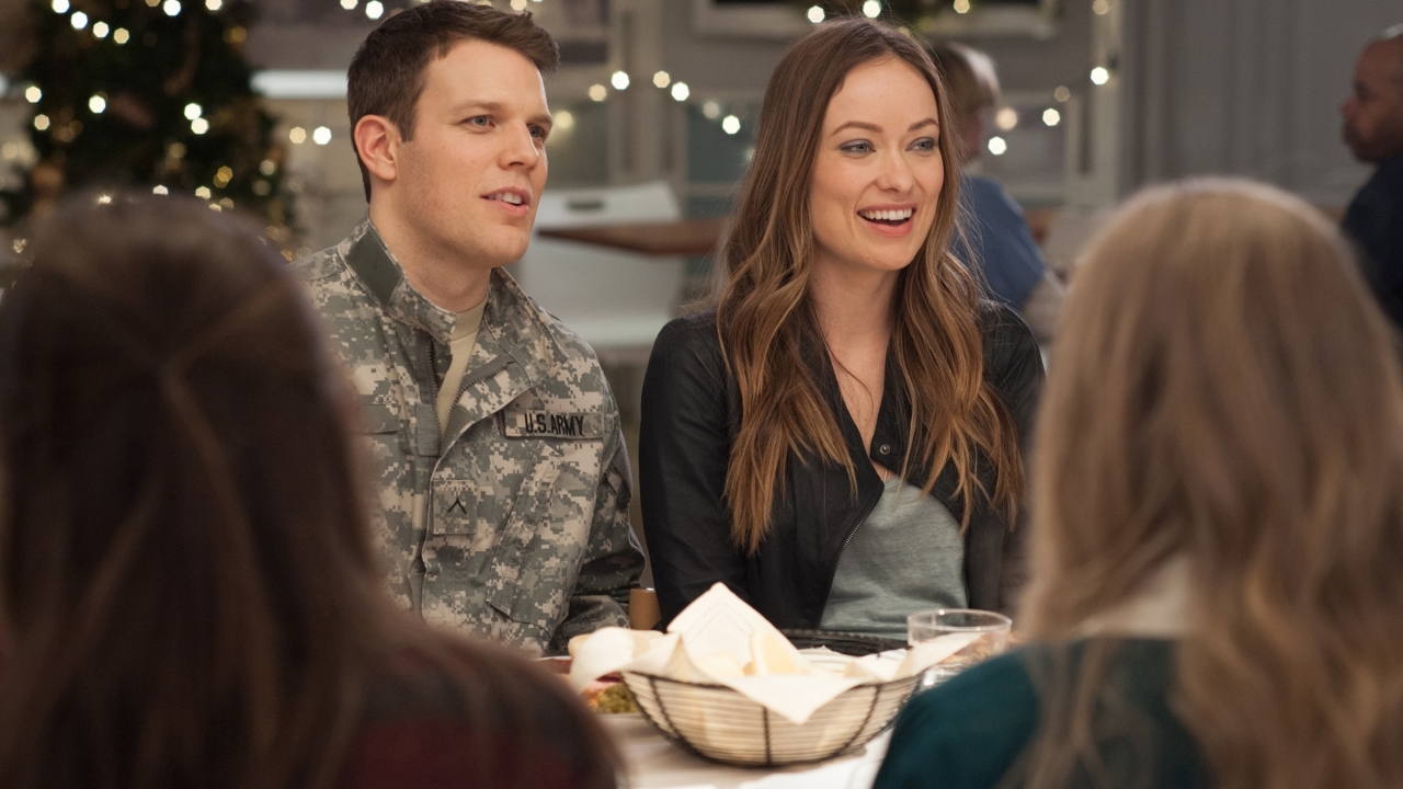 Olivia Wilde regisseert knotsgekke komedie van 'Cocaine Bear'-schrijver