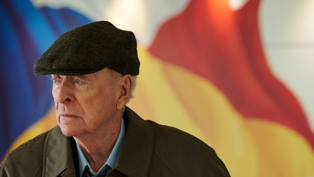 De aller-allerlaatste film van Sir Michael Caine naar de Nederlandse bioscopen