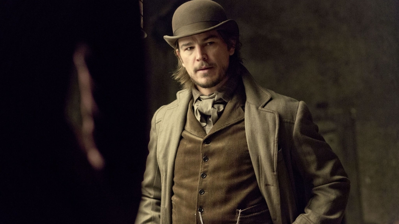 Josh Hartnett noemt de volgende film van M. Night Shyamalan "Bizar" en "Erg duister"