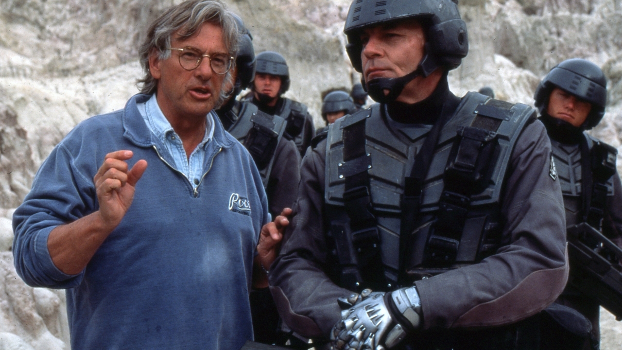 Dit is waar Paul Verhoevens iconische 'Starship Troopers' nou "echt" over ging