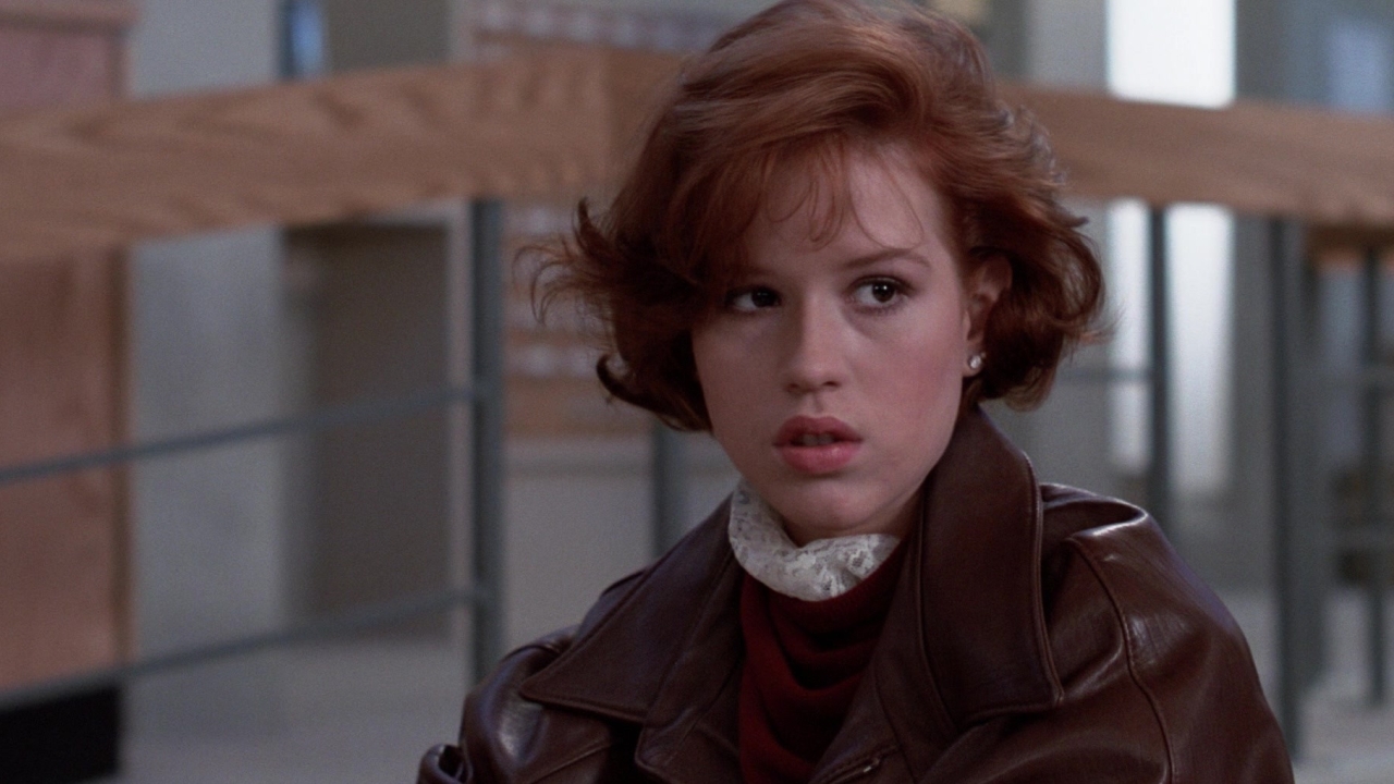 Molly Ringwald deelt haar gemengde gevoelens na het terugkijken van 'The Breakfast Club'