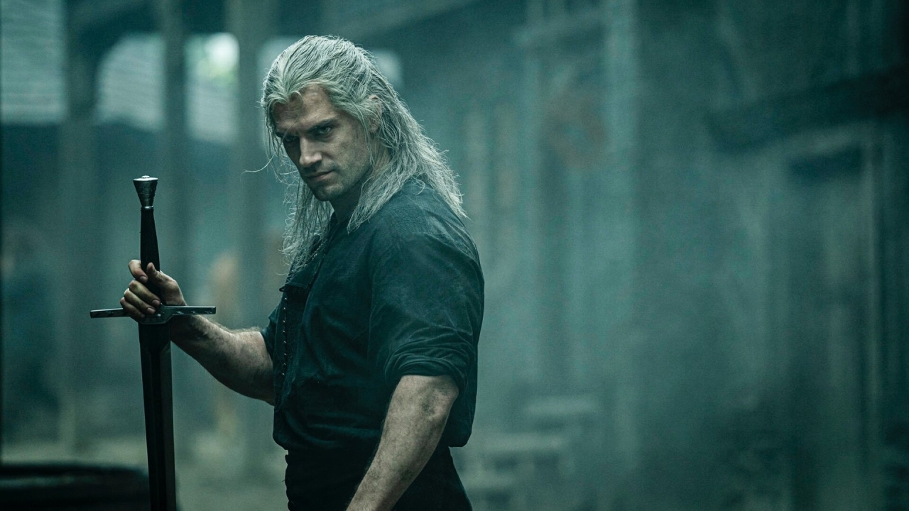 Henry Cavill belooft waanzinnige zwaardgevechten in 'Highlander'-reboot