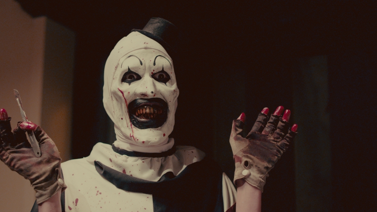 Krankzinnige Art the Clown is terug in het eerste kiekje van 'Terrifier 3'